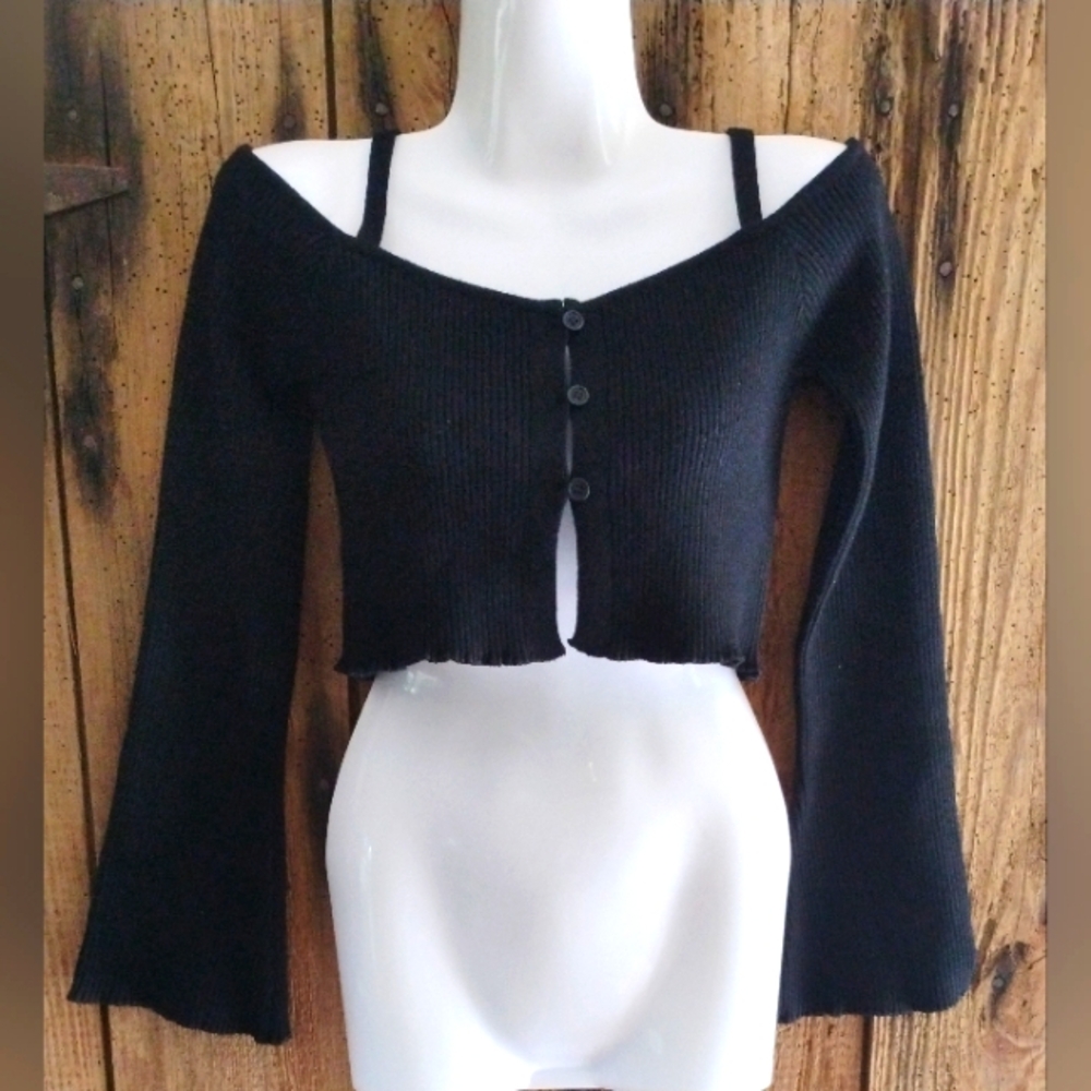 South Moon Under Cropped Sweater Women's Sz S NWT Black Long Flared Sleeve